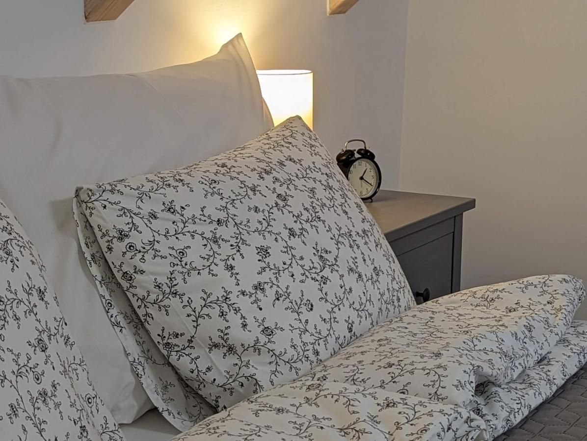 Apartament Kosbor Vendeghaz Monoszlo Zewnętrze zdjęcie