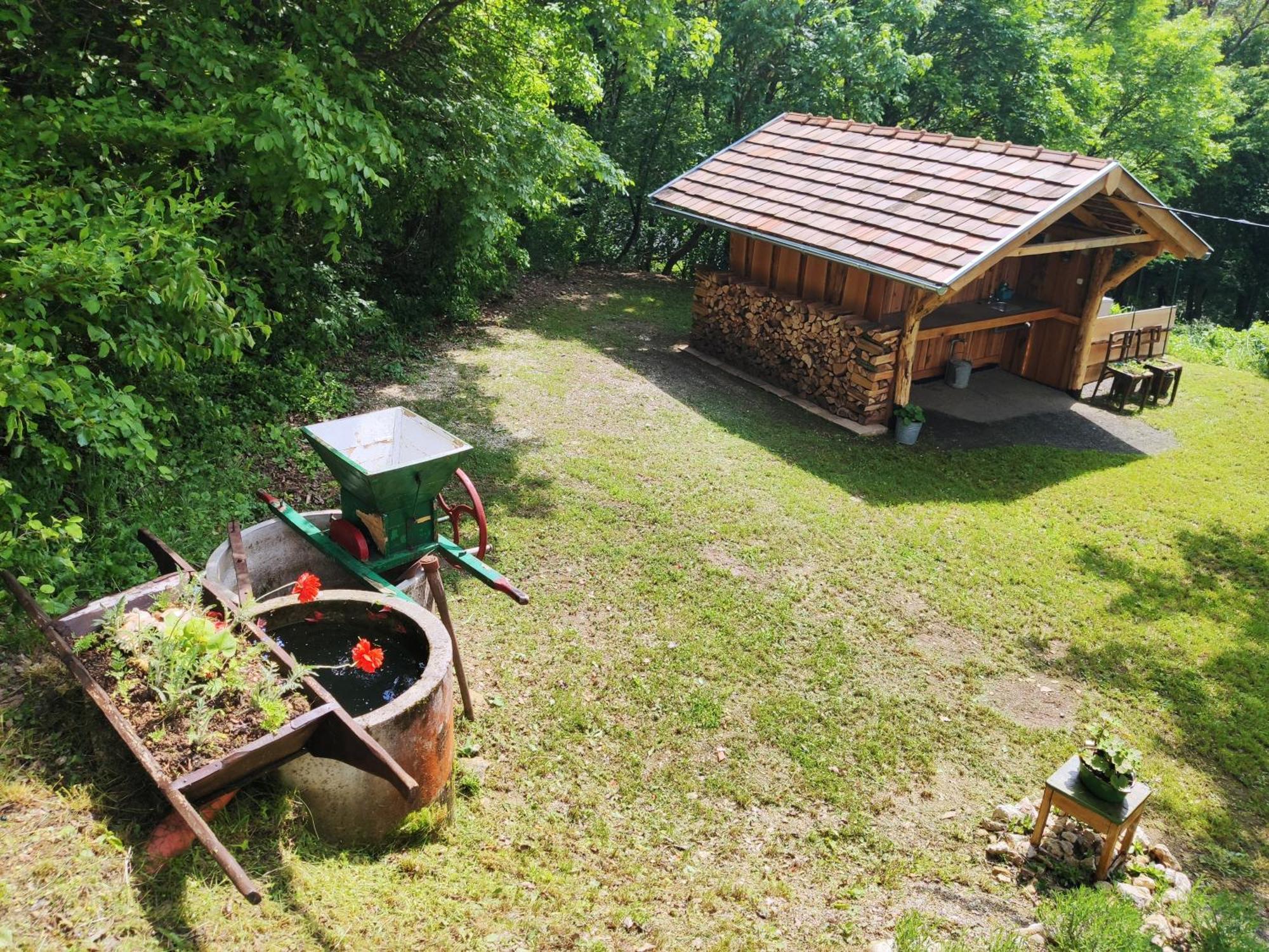 Apartament Kosbor Vendeghaz Monoszlo Zewnętrze zdjęcie